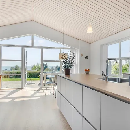 3 Bedroom Amazing In Holiday home Faaborg