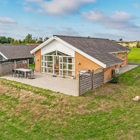 Beautiful In With Sauna * Fåborg