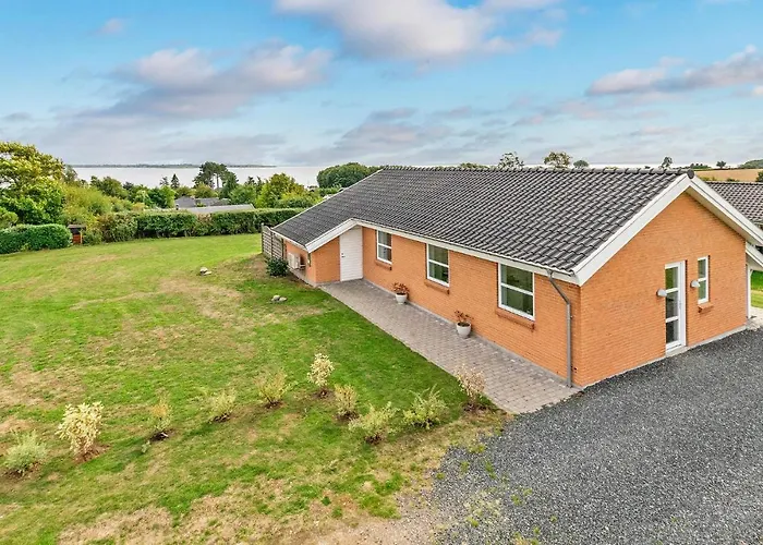 Beautiful In With Sauna Дом отдыха Фоборг