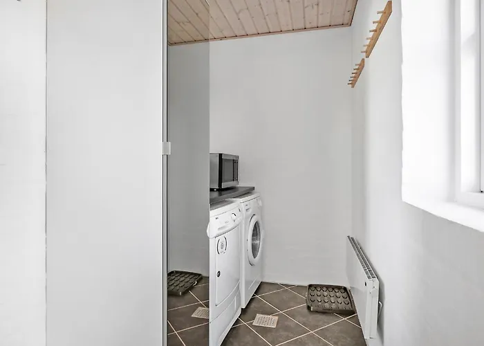 Дом отдыха Beautiful In With Sauna *