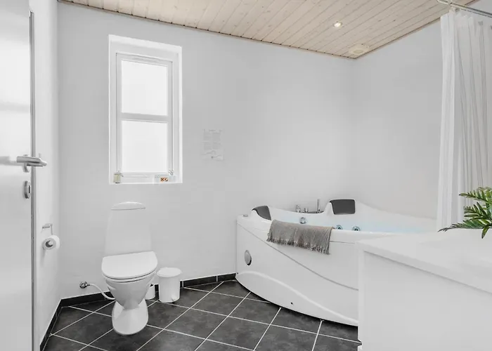 Beautiful In With Sauna