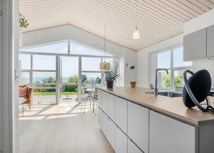 Beautiful In With Sauna Дом отдыха Фоборг